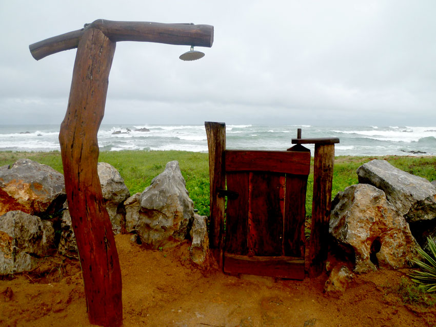 Gate to the ocean